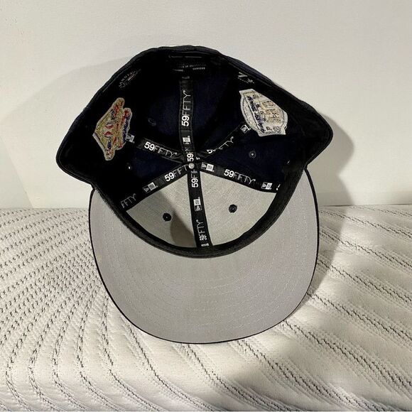 NEW ERA NY YANKEES ALL OVER PATCH 27x CHAMPIONSHIP WORLD SERIES FITTED HAT 7 1/2 - Picture 5 of 6